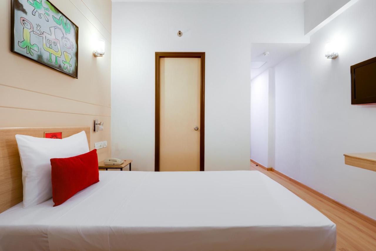 Red Fox By Lemon Tree Hotels, East Delhi Exterior foto