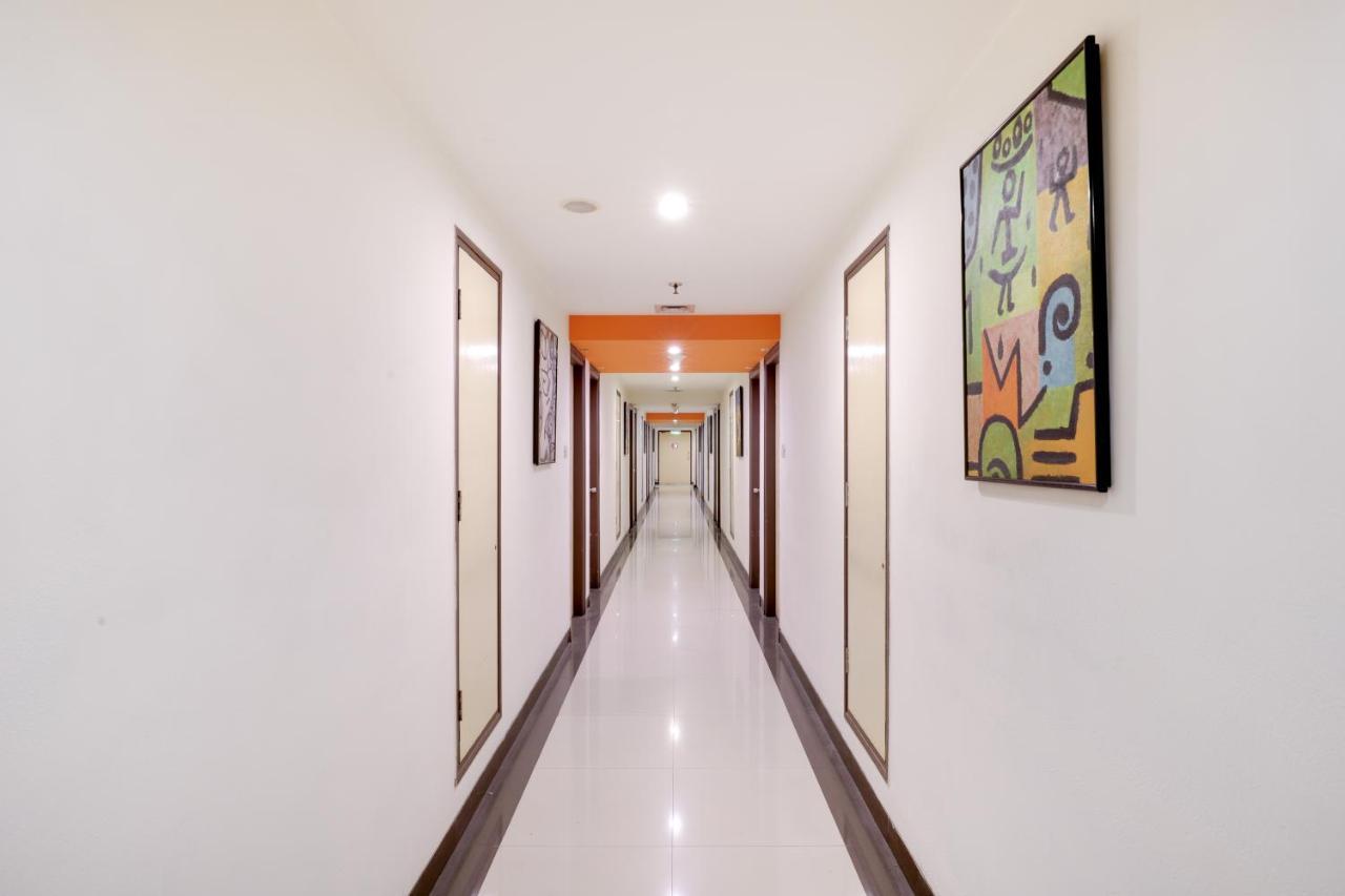 Red Fox By Lemon Tree Hotels, East Delhi Exterior foto