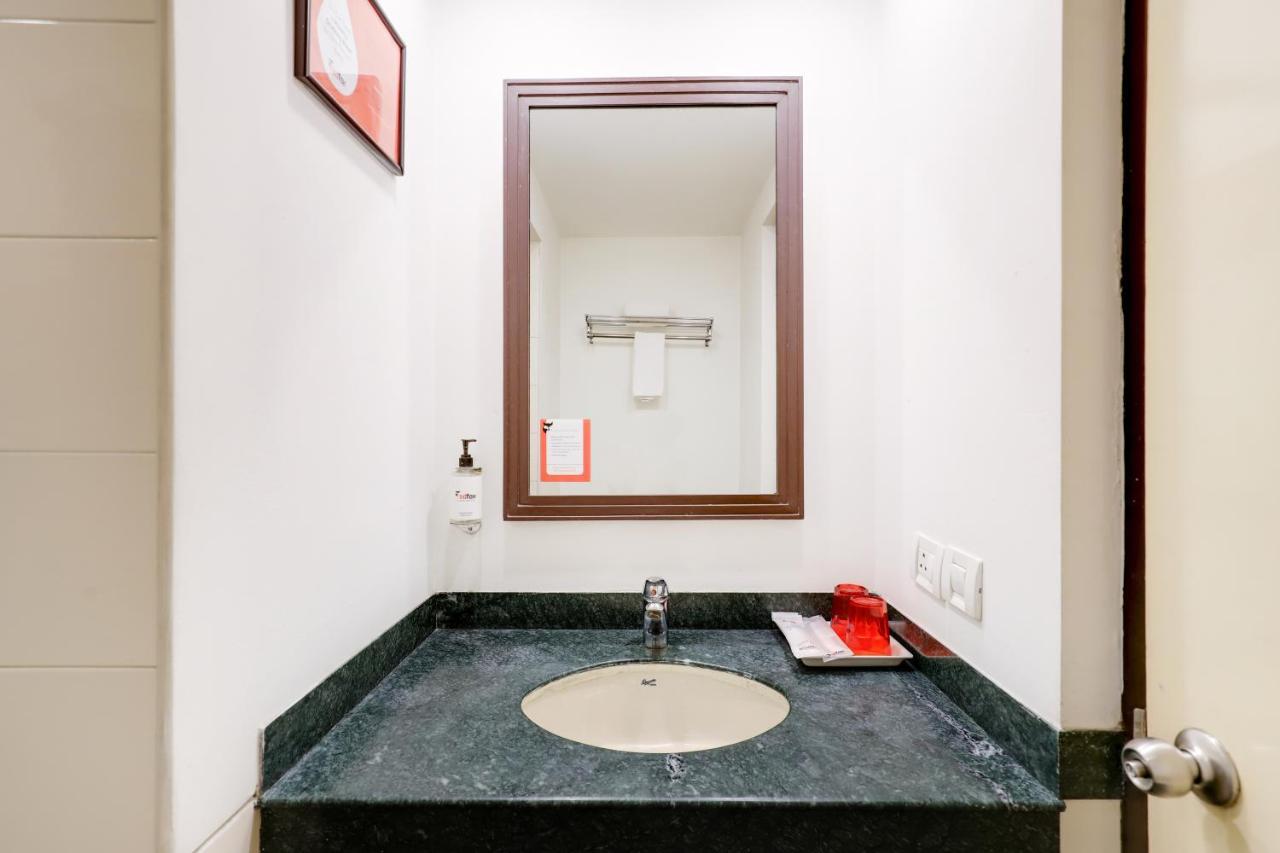 Red Fox By Lemon Tree Hotels, East Delhi Exterior foto