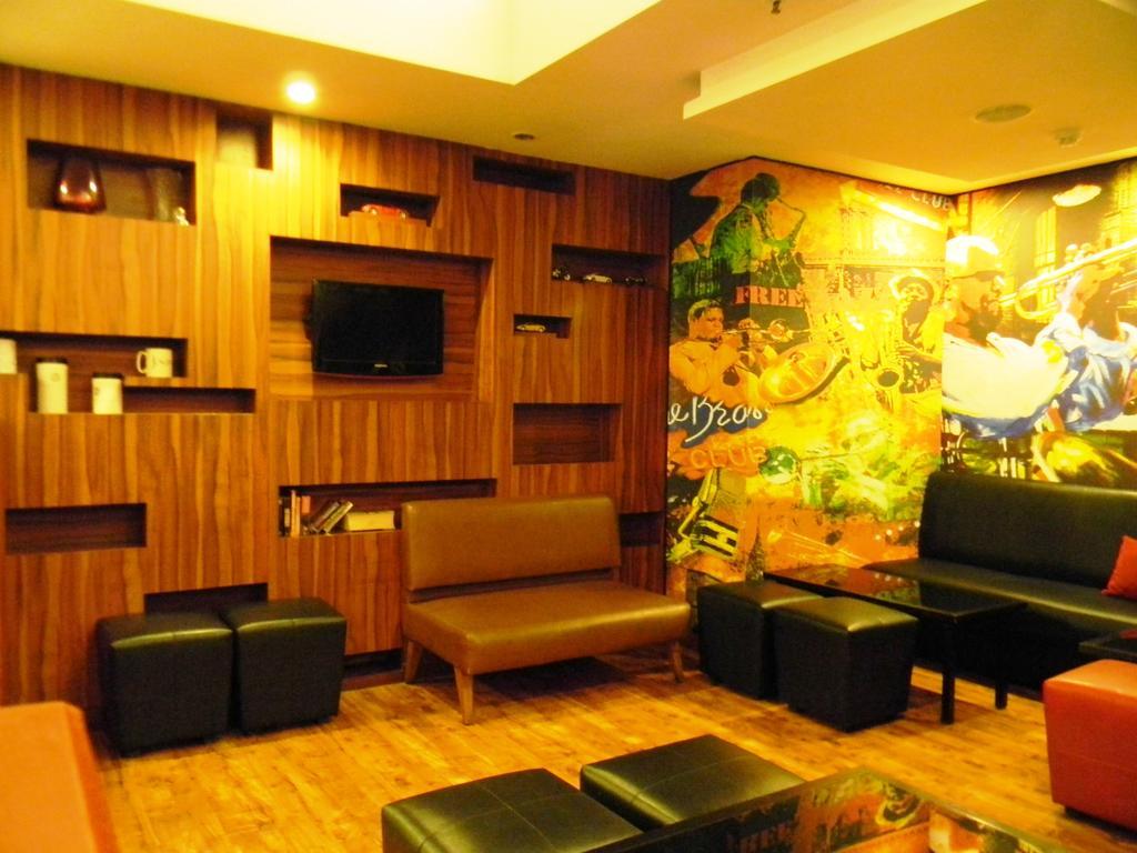 Red Fox By Lemon Tree Hotels, East Delhi Exterior foto