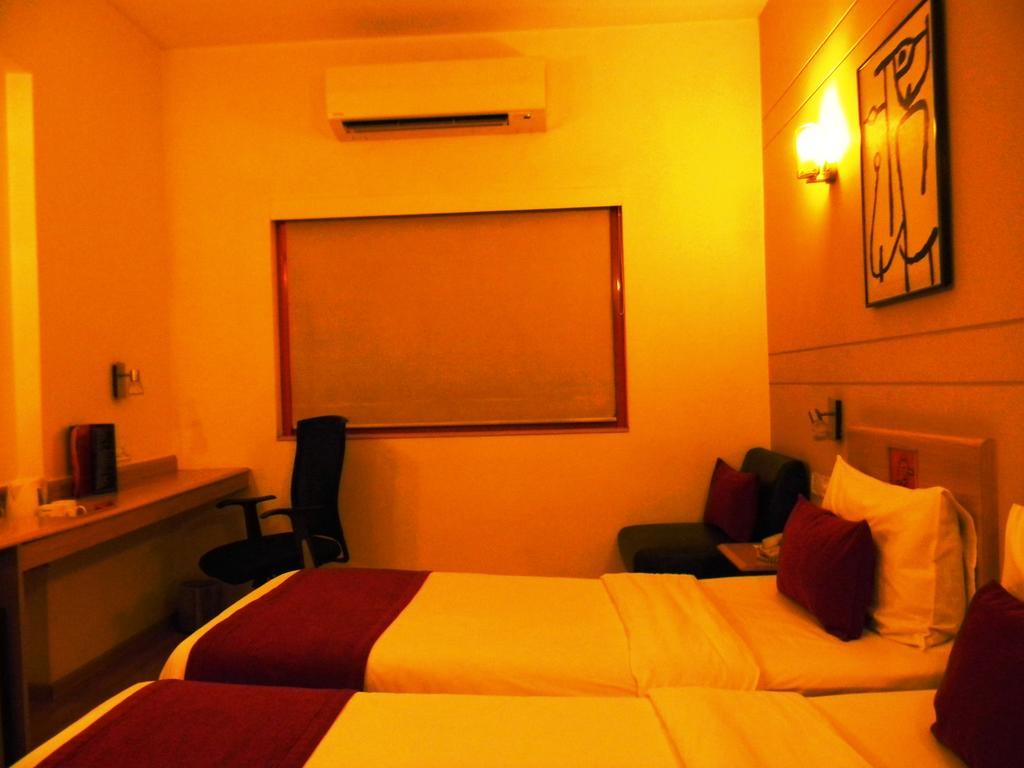 Red Fox By Lemon Tree Hotels, East Delhi Exterior foto