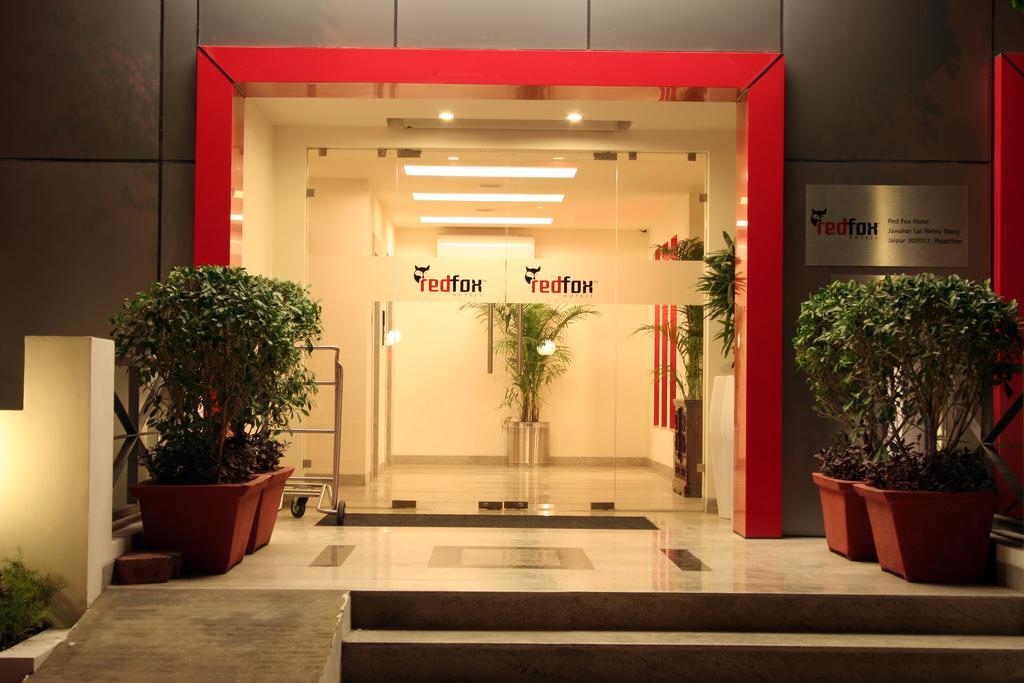 Red Fox By Lemon Tree Hotels, East Delhi Exterior foto