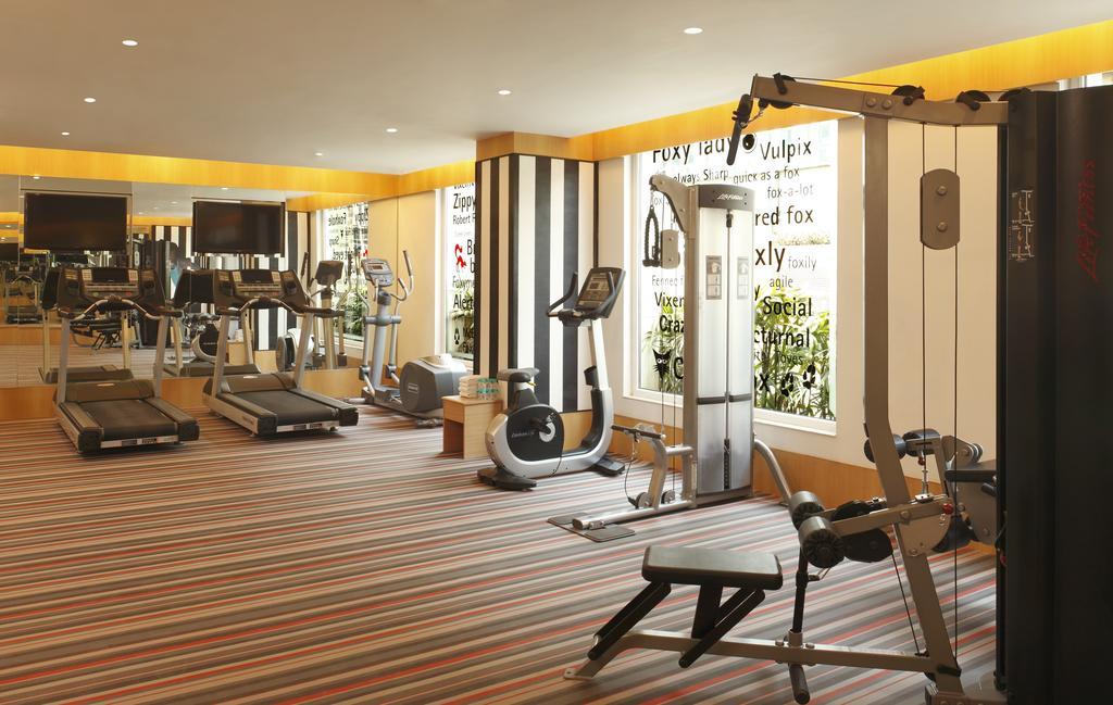 Red Fox By Lemon Tree Hotels, East Delhi Exterior foto